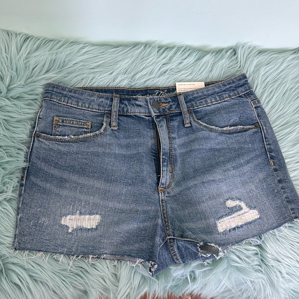 Universal Threads - Jean shorts size 8